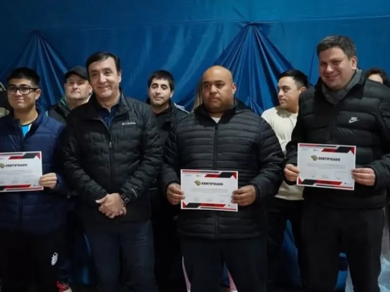 Más de 90 vecinos y vecinas finalizaron con éxito la Capacitación de Árbitros impulsada por la Secretaría de Deportes
