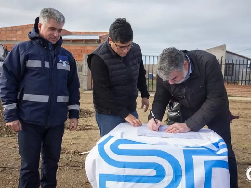 REACTIVACIÓN DE LA RED DE AGUA EN EL SECTOR 500 LOTES